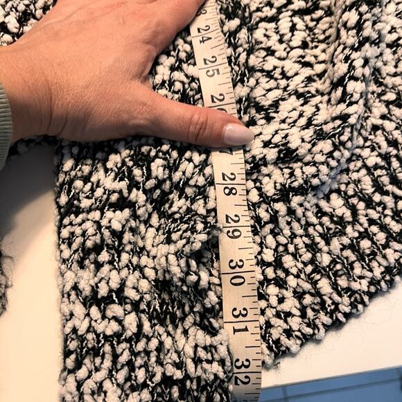 ASTR The Label Black & White Marled Cardigan Sweater Size small - Picture 8 of 8